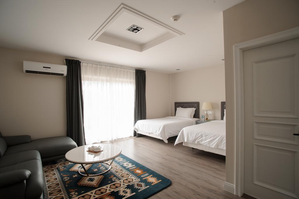Paradise Hotel Saipan Bagian luar foto